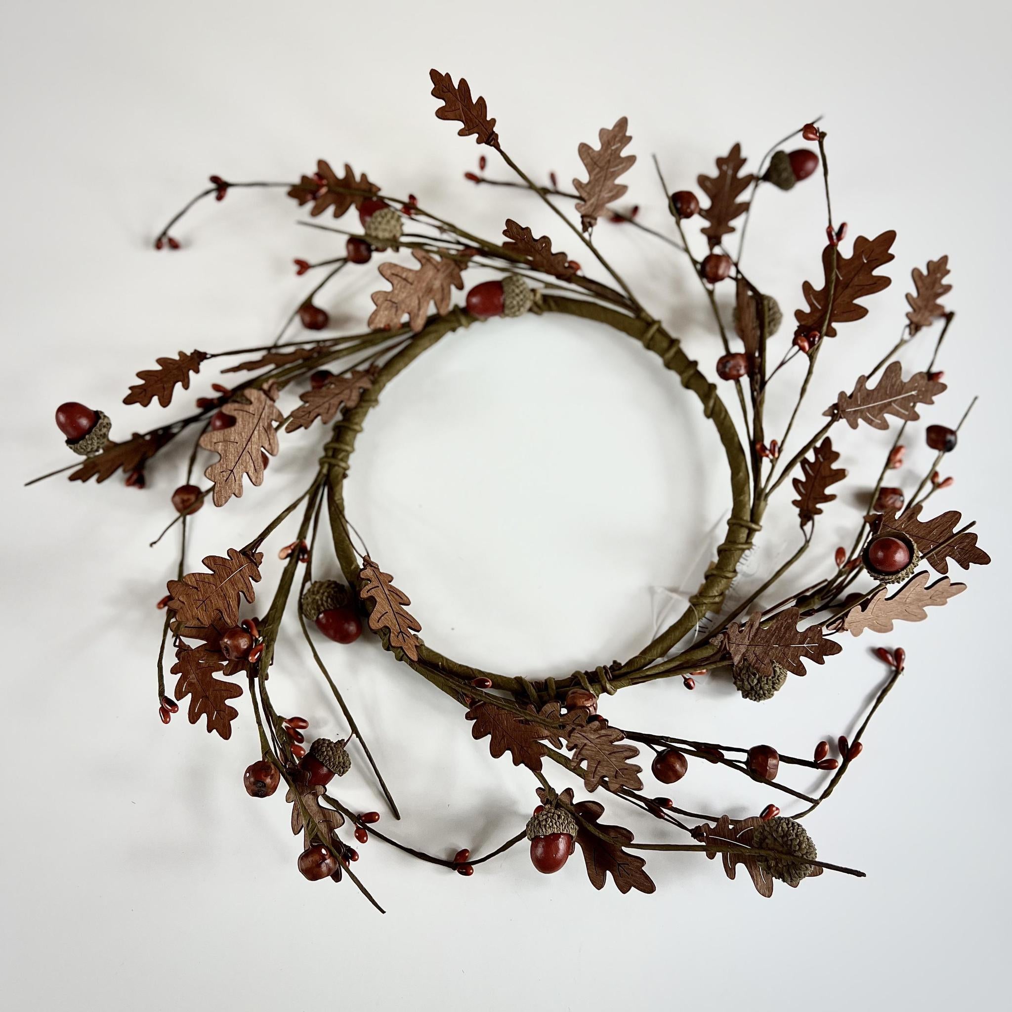 Wooden Leaf Oak Large Ring - 6.5"InnerDi