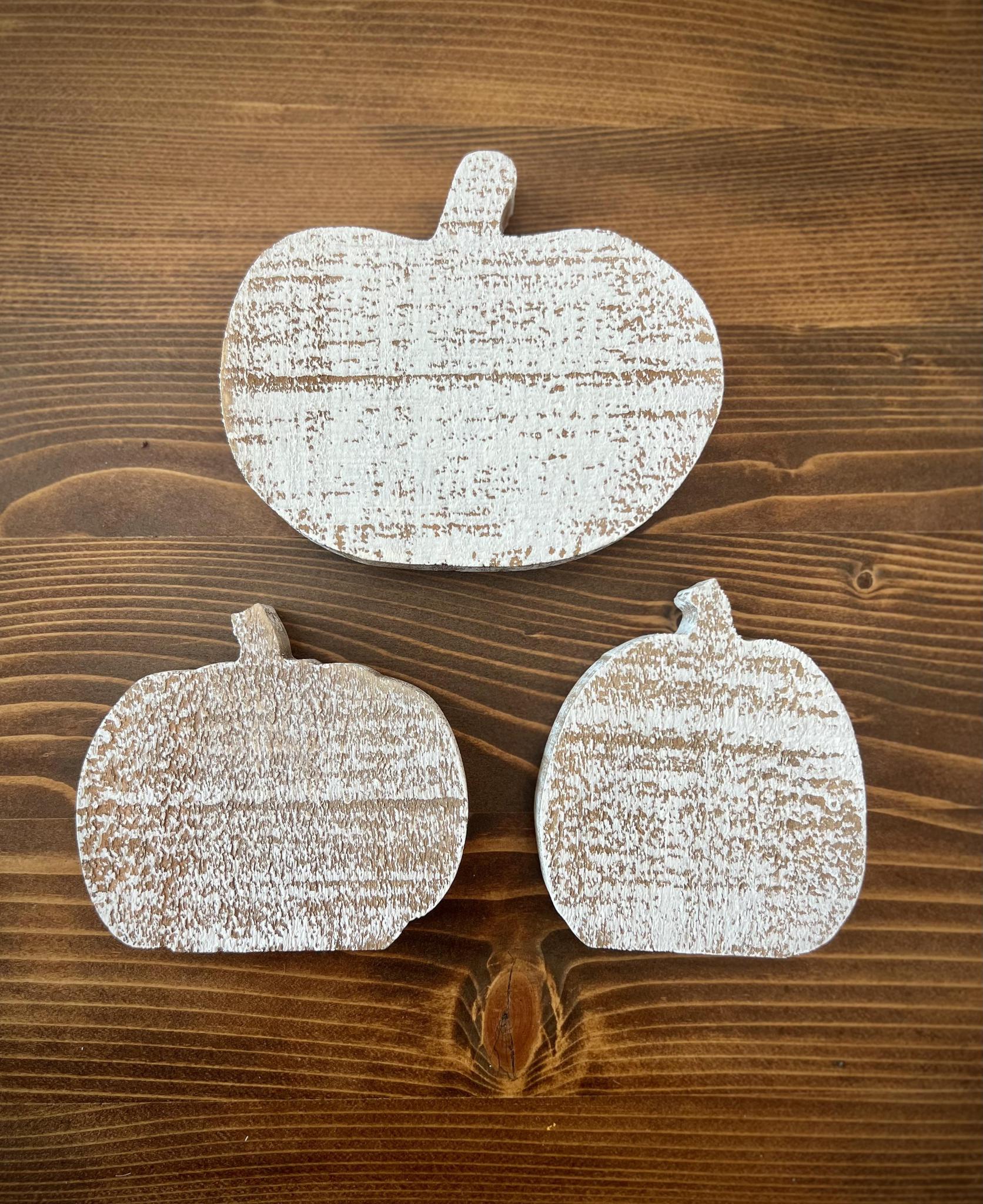 Weathered Pumpkin Cutout - Medium - 4.5"H